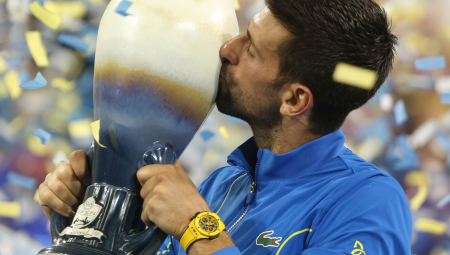 ŽUTO JE U MODI Svi su "odelepili" za Noletovim satom, evo koliko košta (FOTO)