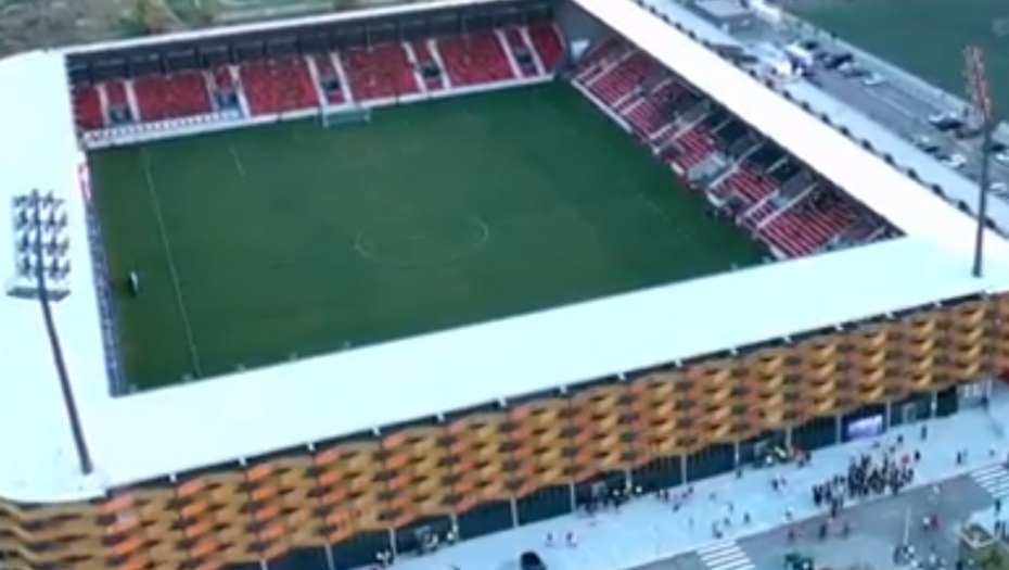 OTVOREN SRPSKI "OLD TRAFORD" Leskovačka "lepotica" zasijala punim sjajem (VIDEO)