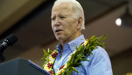 BAJDEN NA HAVAJIMA Najavio obnovu ostrva uništenog u požarima