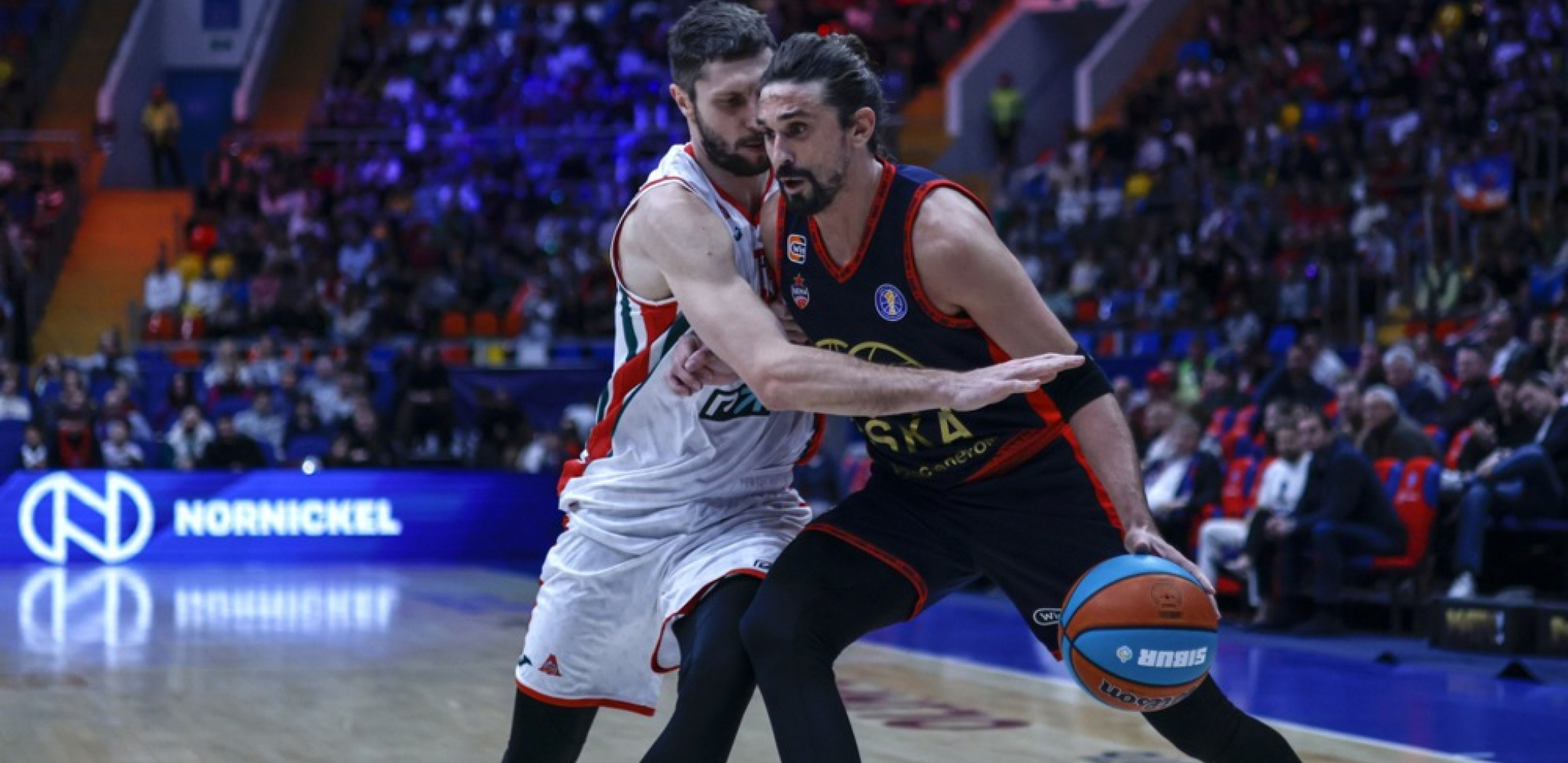 ZVEZDAŠI U TRANSU Šved se javio i dodatno podgrejao glasine da oblači crveno-beli dres