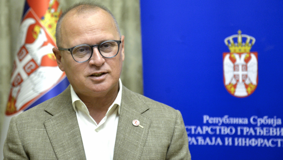 Vesić: Opoziciji je jedina politika napad na Vučića i njegovu porodicu