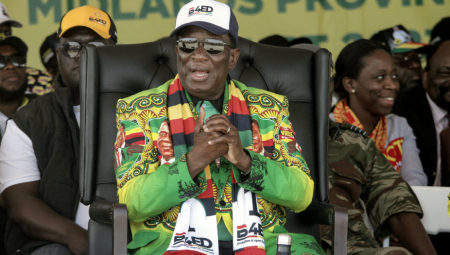 NAPETO U ZIMBABVEU Favorit na izborima političar sa nadimkom "Krokodil", evo šta je na poklon dobio od Putina (FOTO/VIDEO)