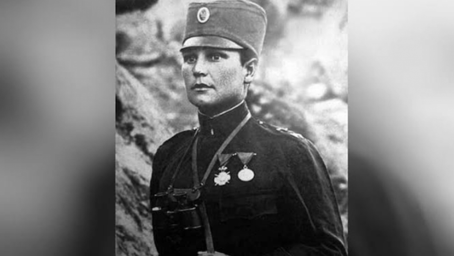 MILUNKA SAVIĆ DOBIJA SPOMENIK