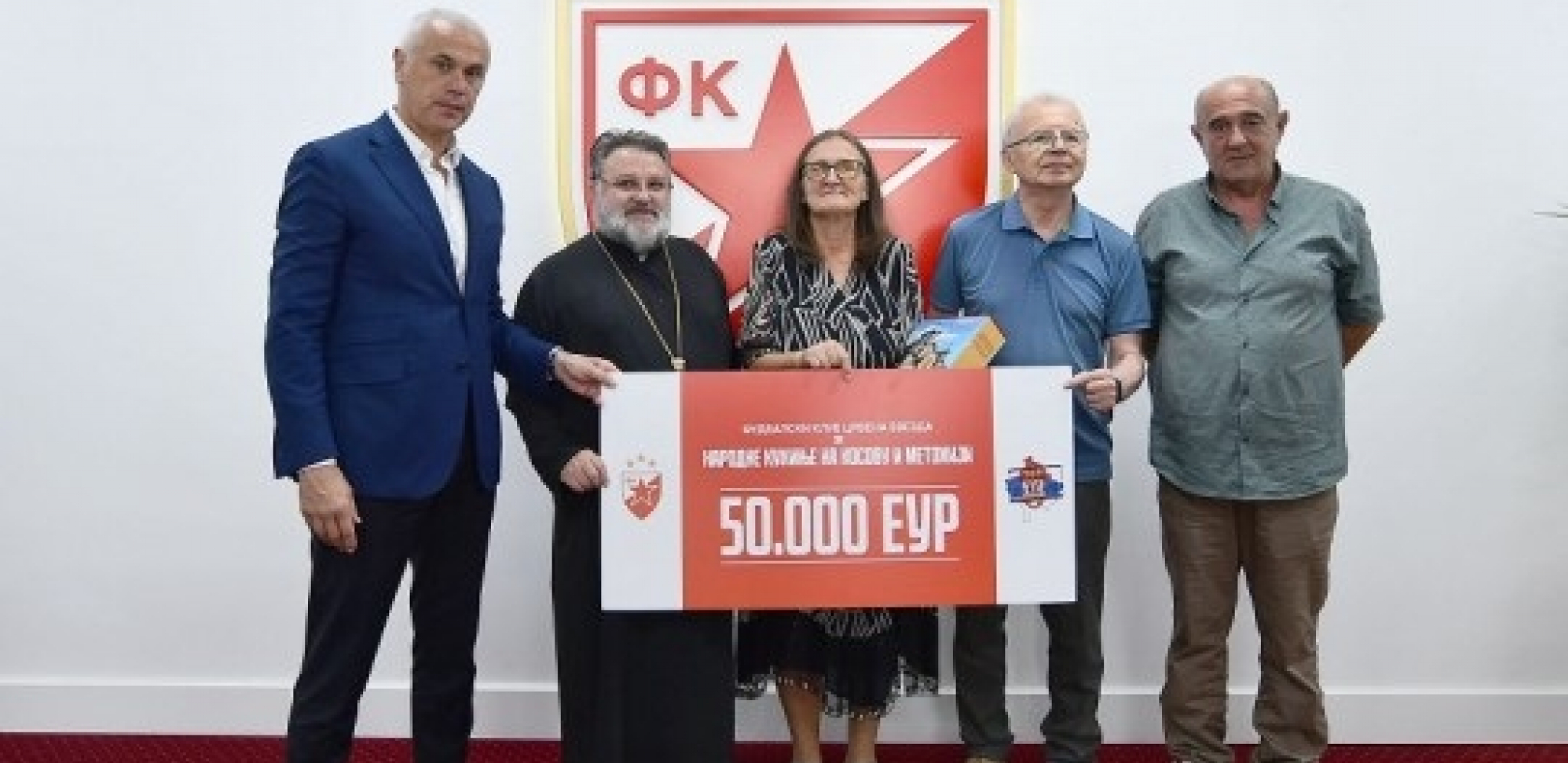 PRELEP GEST Crvena zvezda uručila ček od 50 hiljada evra Narodnim kuhinjama na Kosmetu