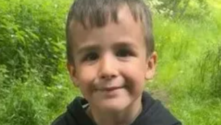 PRONAĐEN JE NESTALI DEČAK (6) Policija je bila na nogama, svi su tražili mališana u plavom duksu