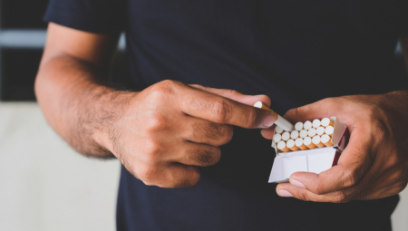 DA LI JE MOGUĆE DA OVOLIKO MOŽE DA SE ZARADI? Ljudi u Srbiji godinama skupljaju "zlatnu foliju" iz paklica cigareta EVO KOLIKO VREDI