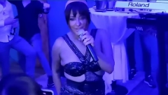 NOVO ŠOK IZDANJE ANE NIKOLIĆ Na pevačici sve kipi, pojavila se na rođendanu u ovoj haljini! (FOTO)