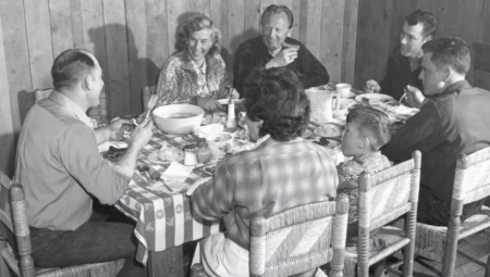 MNOGIMA SU I DANAS OMILJENA POSLASTICA U Jugoslaviji ovo su bile redovne užine u školama