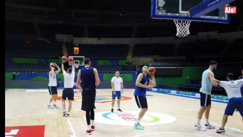 "ORLOVI" SPREMNI ZA START MUNDOBASKETA Alo! u Manili: Košarkaši Srbije trenirali punom parom pred početak svetske smotre protiv Kine (VIDEO)
