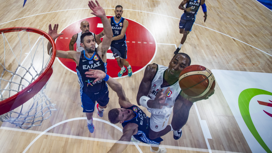 PODSEĆA NA ČUVENOG KOBIJA BRAJANTA Svi su u šoku kada su ga ugledali na Mundobasketu, evo ko je zapravo ovaj košarkaš (VIDEO)