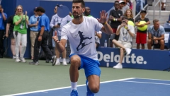 ŽIVELA KRALJEVINA SRBIJA! Novak odradio trening pred srpski derbi, publika priredila šou