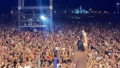 SPEKTAKL POD OTVORENIM NEBOM Aca Lukas napravio koncert za pamćenje, 70.000 ljudi pevalo u glas najveće hitove! (VIDEO)