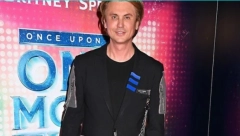 RIJALITI ZVEZDI KRV ŠIKLJALA NA SVE STRANE Eksplodirala mu boca u ruci, evo kakve povrede ima!