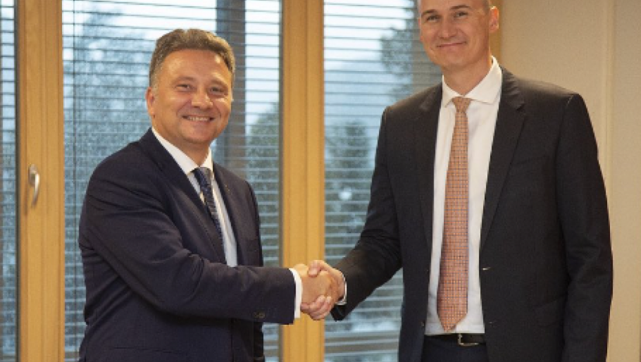PREDSTAVLJEN PROJEKAT IZGRADNJE KAMPUSA BIO4 Mihailo Jovanović se sastao sa Mirekom Dušekom (FOTO)