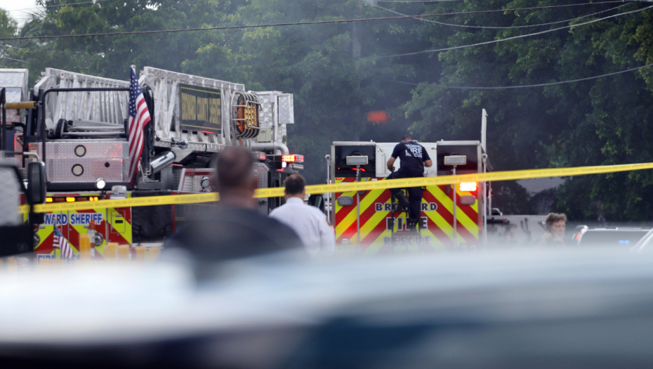 HELIKOPTER SE RASPAO U VAZDUHU Užasna nesreća u Floridi, kamere sve snimile, ima poginulih (UZNEMIRAVAJUĆI VIDEO)