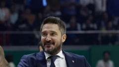POCEKO PONOVO PRAVIO HAOS Italijan je cirkus, opet glupostima skreće pažnju na sebe (VIDEO)
