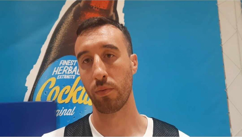 OVDE SAM DA BIH OSVAJAO TROFEJE Frenk Kaminski za Alo! o sezoni od koje crno-beli očekuju mnogo: Bogdanović mi je rekao da će ovde biti "ludo", utakmica protiv Zvezde je nešto posebno