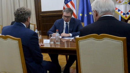 DOBAR RAZGOVOR SA TARNEROM Srbija za unapređenje odnosa i veću saradnju sa SAD (FOTO)