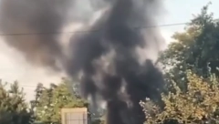 DETE I ŽENA SE SPASILI U POSLEDNJEM TRENUTKU Automobil se pretvorio u buktinju, drama u Vladimirovcu (VIDEO)