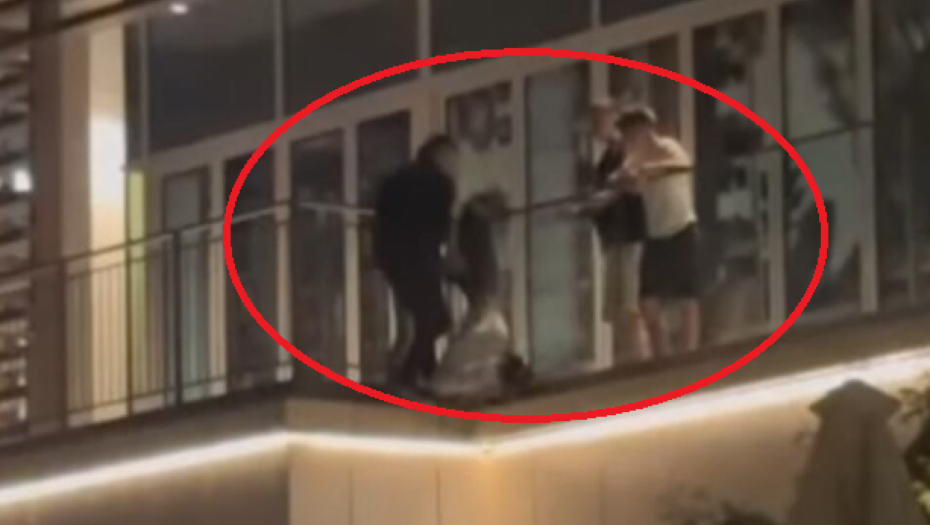 ŠOK SNIMAK IZ BEOGRADSKOG TRŽNOG CENTRA Deca skaču sa terase, svi su se izbezumili! Samo su oni pomogli