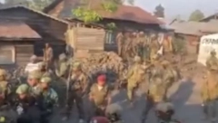 VOJSKA UGUŠILA POBUNU Preko 40 ubijeno, nisu hteli međunarodne organizacije