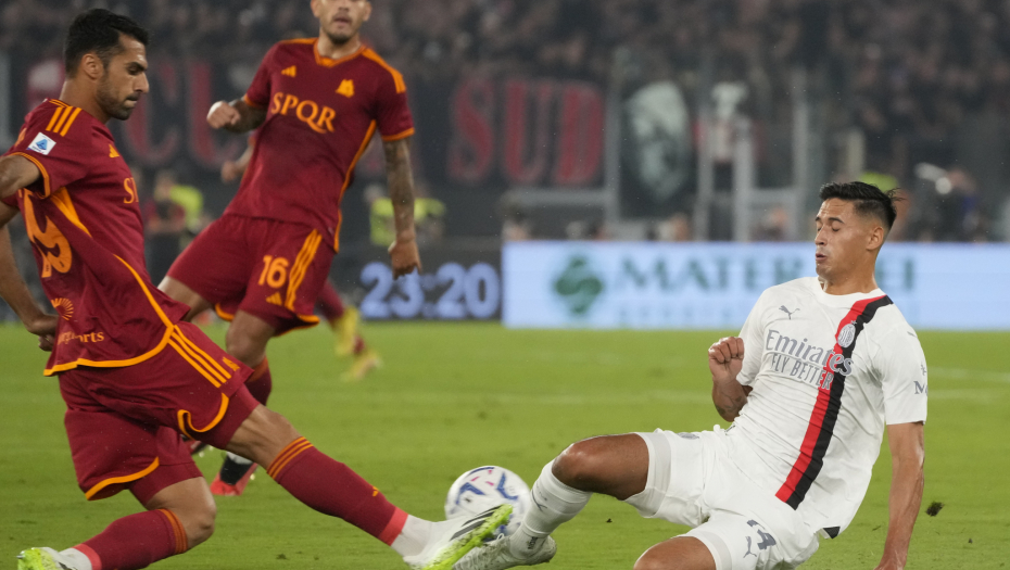 MURINJU SE CRNO PIŠE Milan utišao Rim, Roma još uvek ne zna za pobedu u novoj sezoni