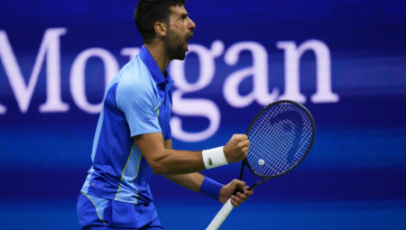 NOVAK SA IVICE PROVALIJE DO OSMINE FINALA US OPENA Đoković posle velikog preokreta slavio u srpskom derbiju i zakazao okršaj sa Hrvatom