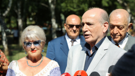 NIŠ U ZNAKU OLIMPIJADE Krkobabić otvorio Olimpijadu trećeg doba u Nišu