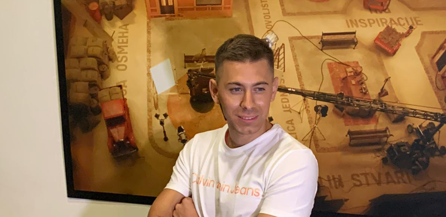 BOŽA DŽONS POBESNEO Kada je čuo šta su zadrugari pričali o njemu izgubio je kontrolu, otkrio je šta se zapravo desilo u karantinu