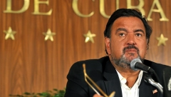 PREMINUO JEDAN OD TVORACA DEJTONSKOG SPORAZUMA Ove reči je uputio Miloševiću na sastanku u Beogradu