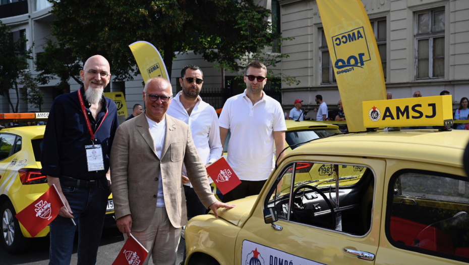 Održana revijalna auto-moto trka “Beogradski Grand Pri 2023 – kružna trka oko Kalemegdana”