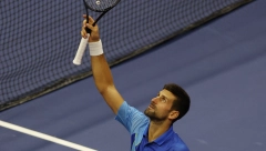 ČUO SAM DA MNOGO VOLI SRBIJU Novak otkrio šta je napisao Boriši Simaniću