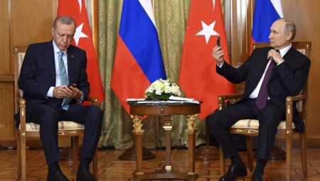 "TO VIŠE NE MOŽE DA SE TRPI" Evo o čemu su razgovarali Putin i Erdogan (FOTO)