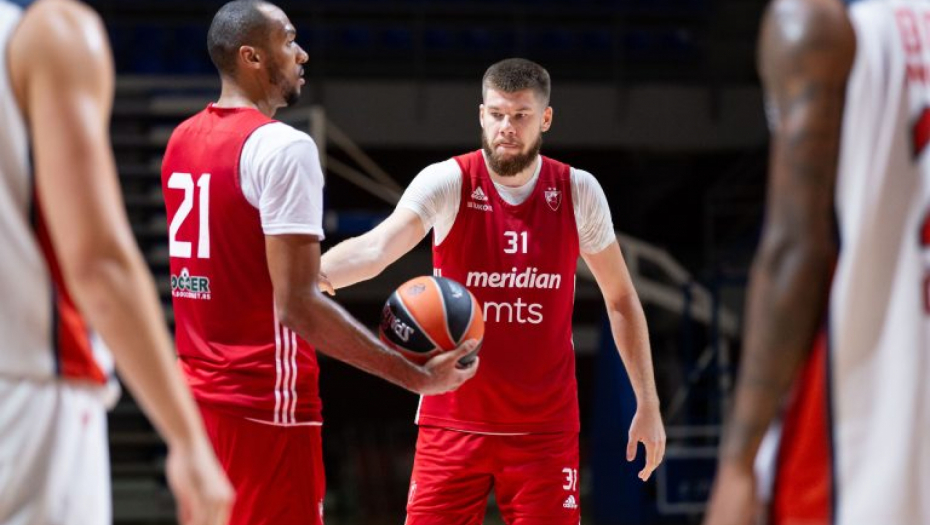 ZVEZDA UBEDLJIVA PROTIV ČAČANA Crveno-beli ređaju pobede