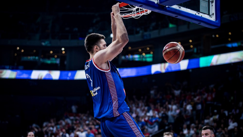 "ORLOVI" IDU NA OLIMPIJSKE IGRE Kanada izbacila Sloveniju sa Mundobasketa i tako odvela Srbiju na najveću sportsku smotru u Parizu