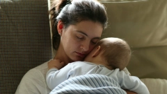 JA KRVAVA I UŠIVENA DOŠLA KUĆI POSLE POROĐAJA, A TAMO SVA NJEGOVA RODBINA Sve sam prećutala, ali ovaj svekrvin komentar me "ubio"