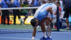 NOVAKOV ŠOU POSLE MEČA Đoković zapevao sa Amerikancima (VIDEO)