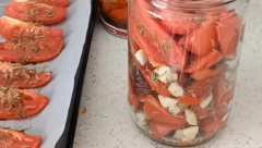 NE KUPUJTE PARADAJZ ZIMI Mnogi ne znaju za ovaj trik, a zaludeo je milione širom sveta