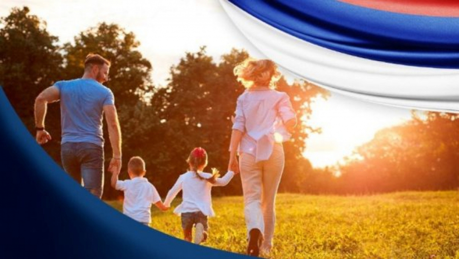 VELIKO INTERESOVANJE RODITELJA ZA POMOĆ OD 10.000 DINARA Skoro milion prijavljene dece