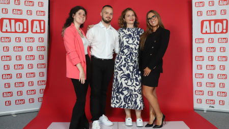 DOBAR MENTOR JE MOTOR RAZVOJA POJEDINCA Doc. dr Bojana Ostojić svoju ulogu profesora vidi kao stepenicu preko koje studenti dolaze do ostvarenja svojih potencijala! (VIDEO)