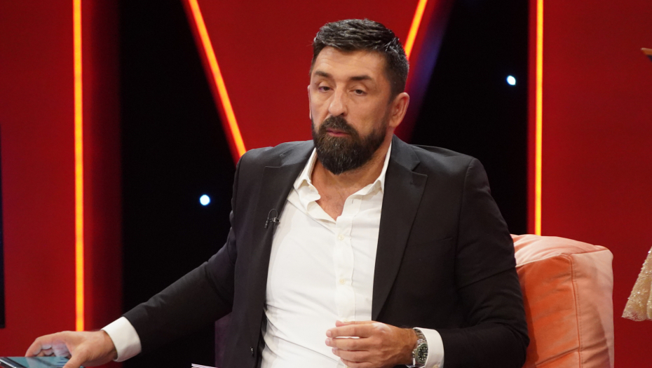 ŠOK IZDANJE OGNJENA AMIDŽIĆA! Voditelj u uživo programu zaprepastio sve, ovakvog ga nikada niste videlI!