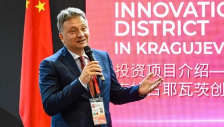 ŽIVELO ČELIČNO PRIJATELJSTVO KINE I SRBIJE Ministar Jovanović na 23. Međunarodnom sajmu investicija i trgovine u Sjamenu