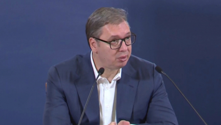 BRAVO, STEVANE, ČEKAMO ZLATO I U PARIZU Predsednik Vučić čestitao Mićiću osvajanje zlata na Svetskom prvenstvu u rvanju u Beogradu