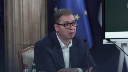 VUČIĆ O RASPISIVANJU IZBORA Postoji raspoloženje da se izađe u susret zahtevima bivšeg režima, prava manjine moraju da se poštuju
