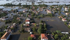 APOKALIPTIČNI PRIZORI IZ GRČKE NAKON CIKLONA Visoki talasi sve uništili, ne pamte ovolike količine padavina (FOTO)