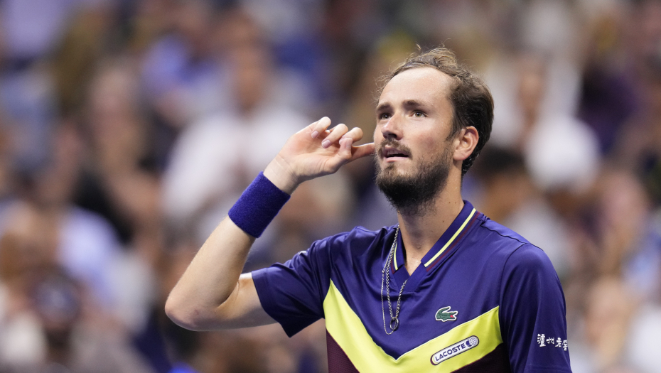 GLEDAĆEMO REPRIZU FINALA IZ 2021. GODINE Medvedev u spektakularnom meču pobedio Alkaraza i zakazao okršaj sa Đokovićem