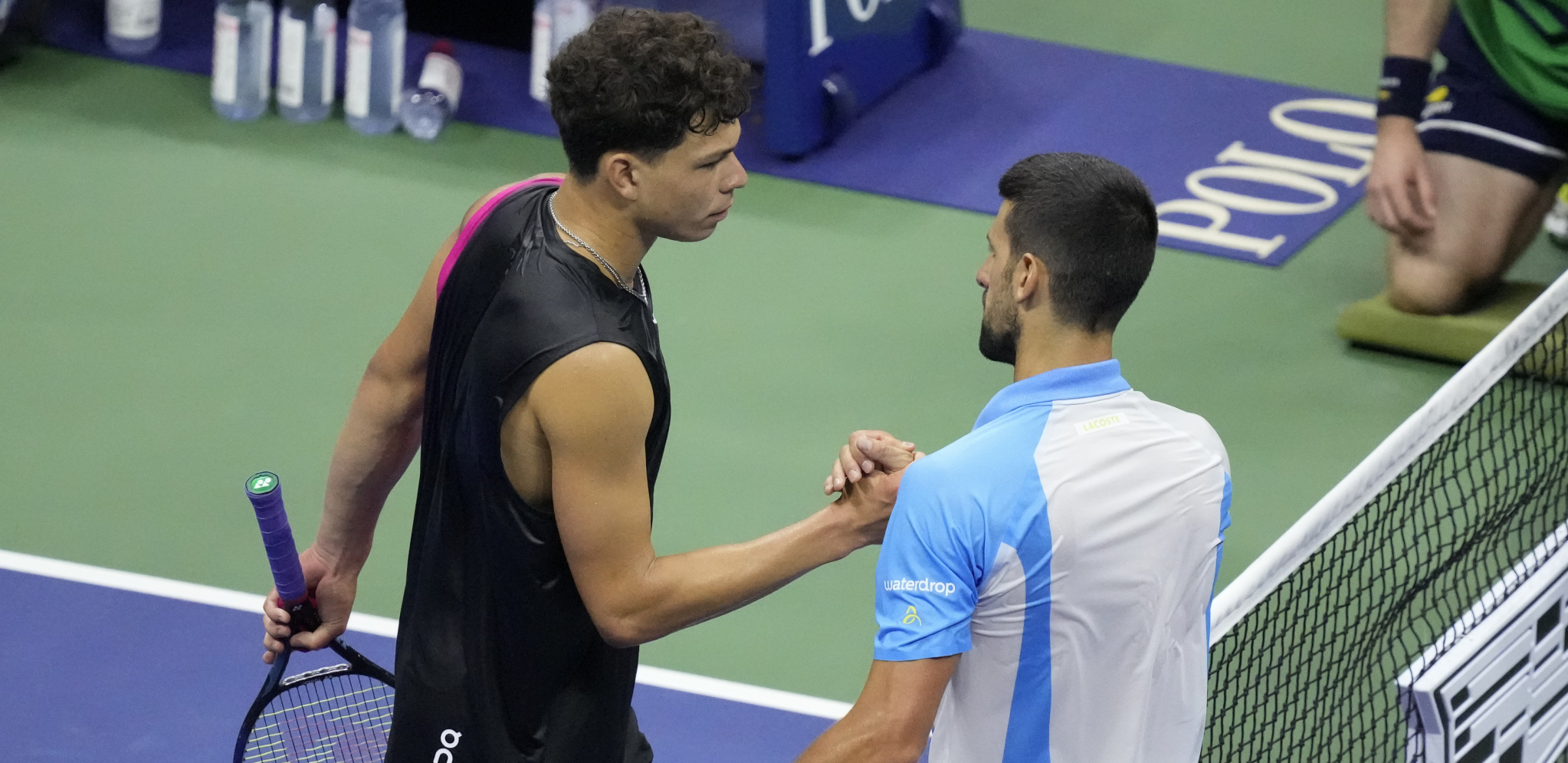 AMERIKANCU (NE) SMETA NOVAKOVO SPUŠTANJE SLUŠALICE Šelton posle poraza "potkačio" Đokovića, svima je za oko zapao jedan detalj