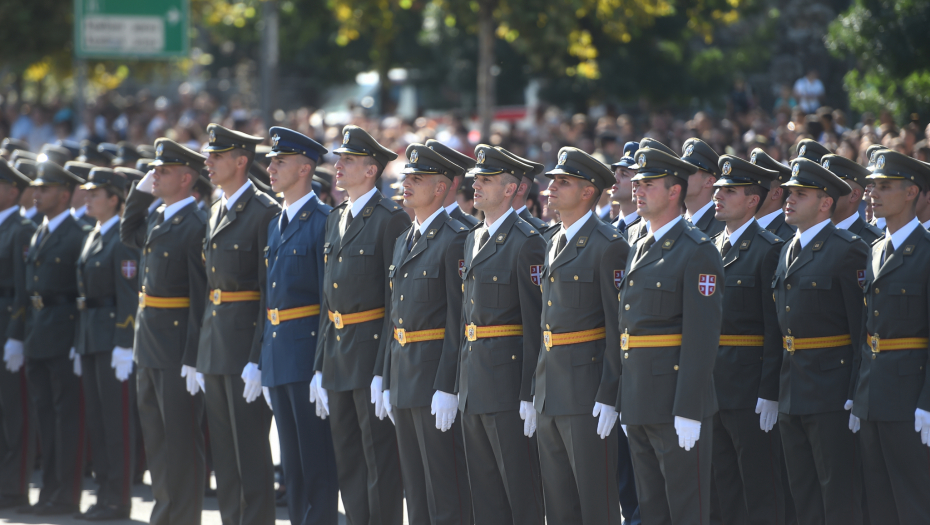 "DRŽAVA MORA DA BUDE SPREMNA ZA ODBRANU" General Miladinović: Za četiri meseca u Vojsci mogu da nauče sve što treba