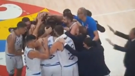 EMOTIVNE SCENE U MANILI Pogledajte oproštaj Điđija Datomea od igračke karijere (VIDEO)