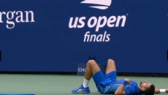 ATOMSKI TENIS NA "ARTUR EŠU" Novak ostao bez daha posle maratonskog poena (VIDEO)